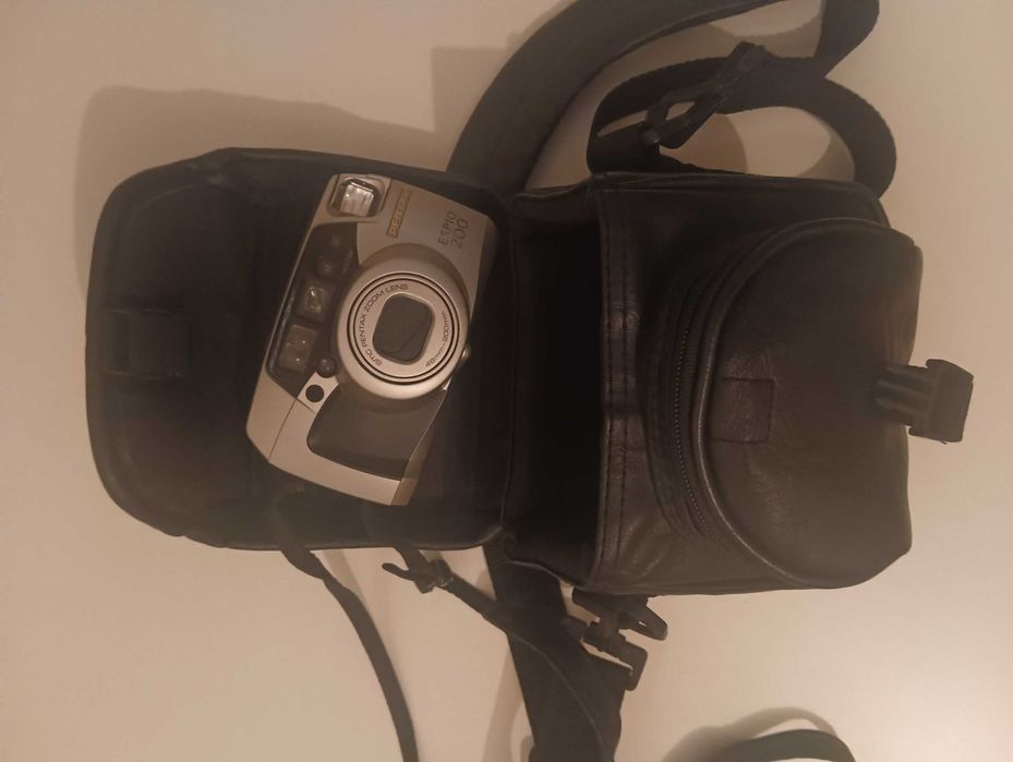 Pentax ESPIO 200 Câmera Compacta Analógica  + Bolsa em Pele Vanguard