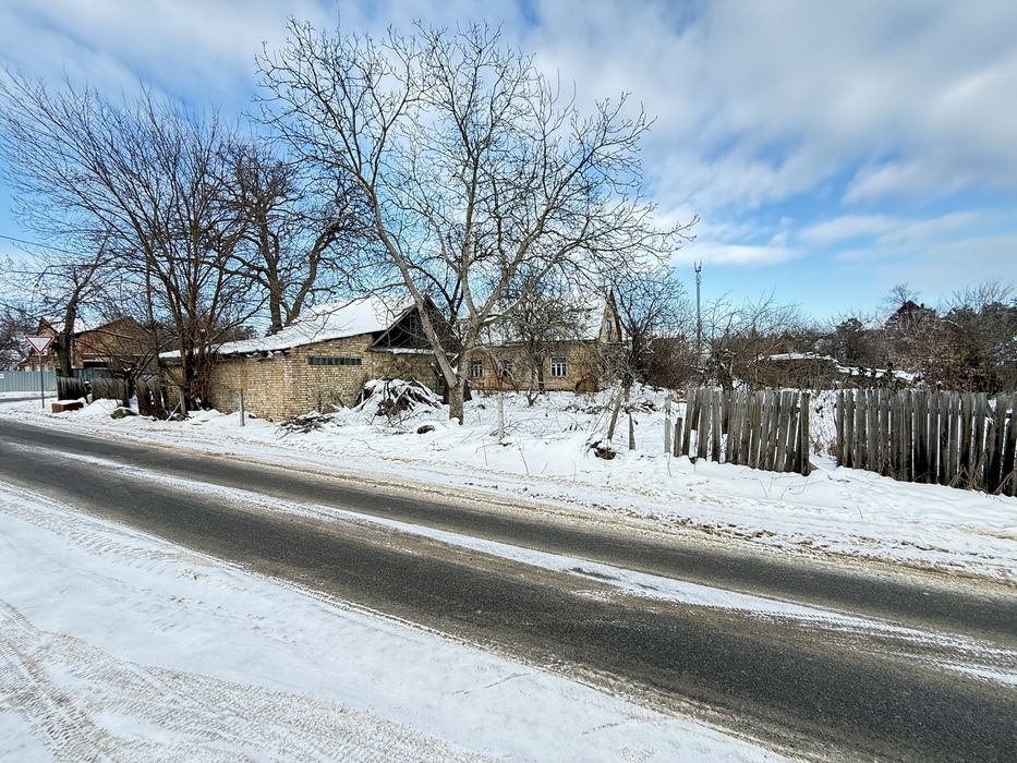 Продам двохфасадну ділянку на перехресті вул Северинівська/Л.Українки