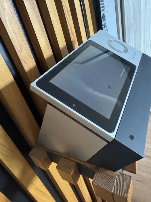Bang olufsen moment