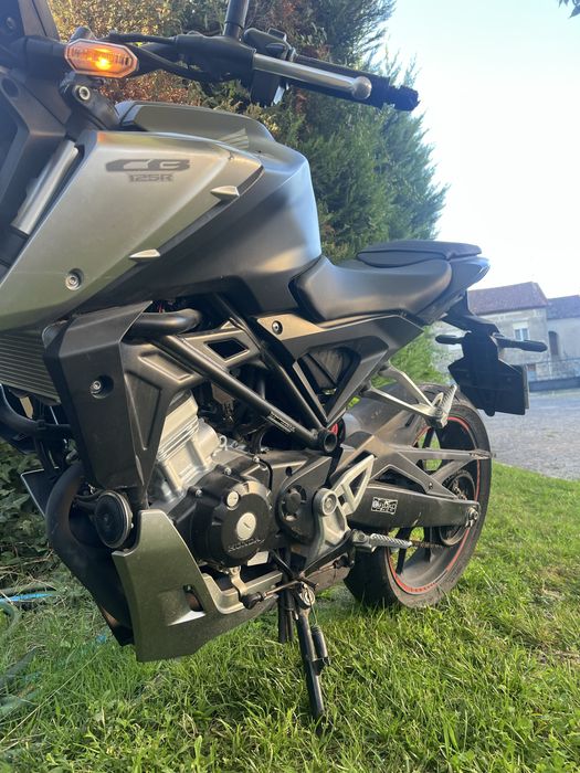 Moto Honda cb 125r