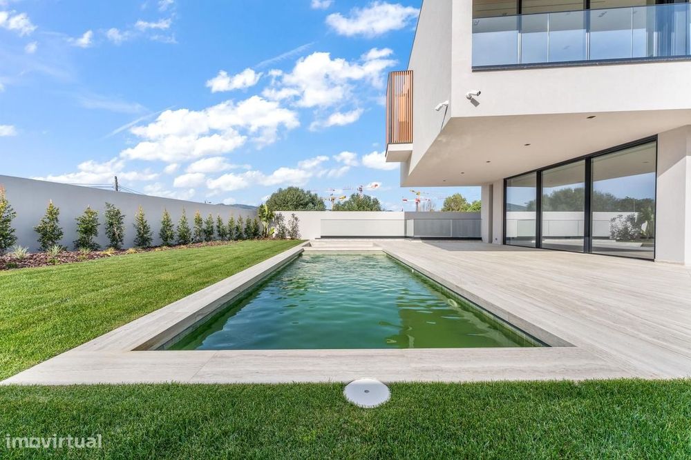 Moradia Isolada T5 com piscina, Cascais