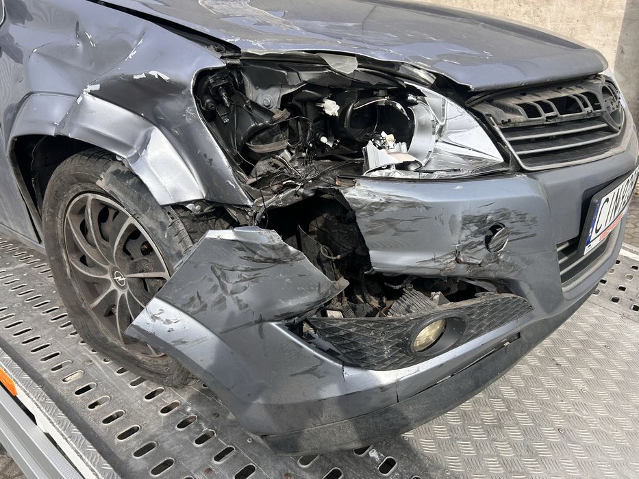 Opel Astra H 1.6 uszkodzona