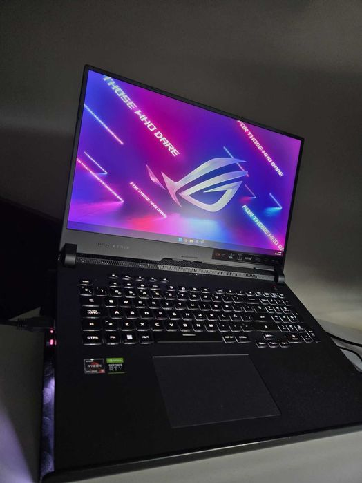 Portátil Gaming ASUS ROG Strix G17 - Ryzen 9 / RTX 3070 Ti / 32GB RAM