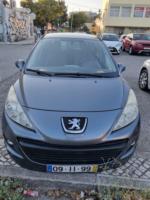 Peugeot 207 1.4 para venda foto 4