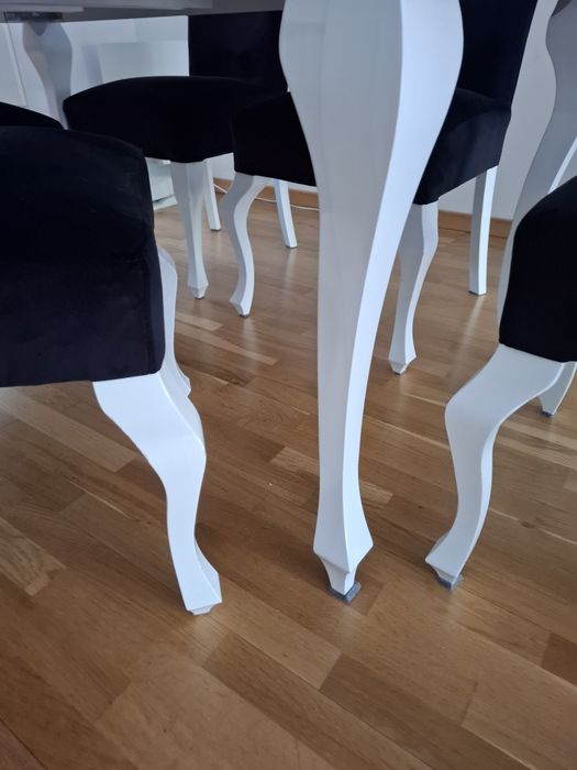 Komplet  lawa stół rozkładany i 6 krzeseł