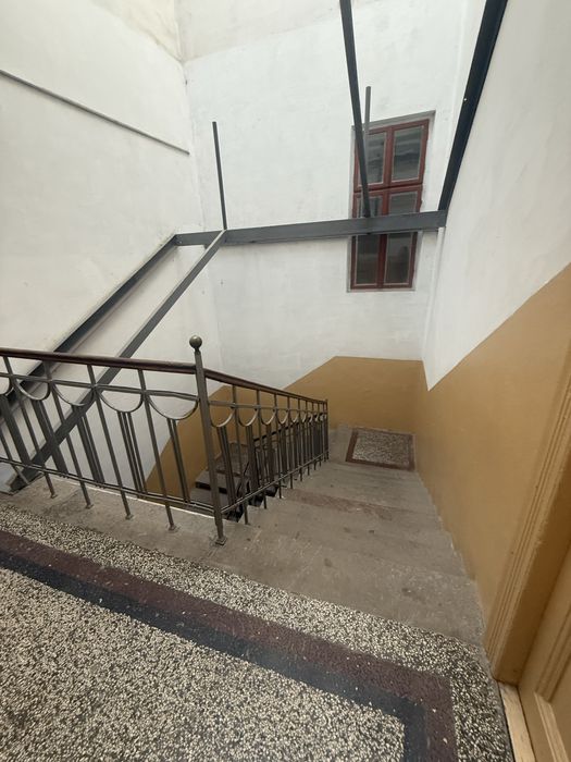 Продаж ексклюзивної 3-кімнатної квартири в центрі Самбора
