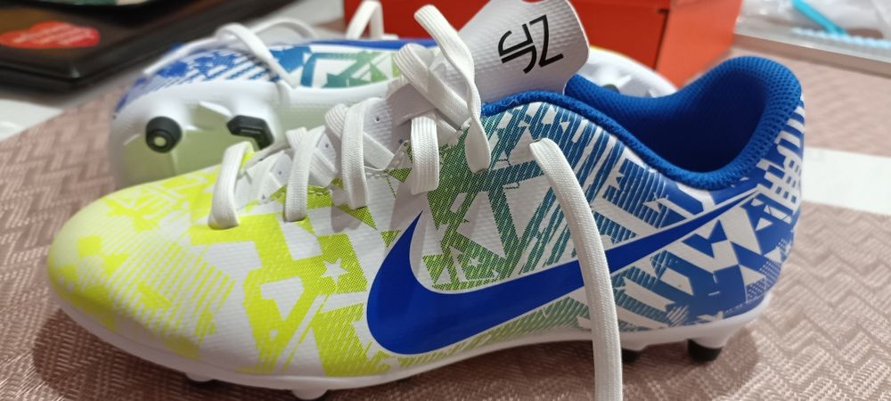 Buty piłkarskie Nike Mercurial rozmiar 38