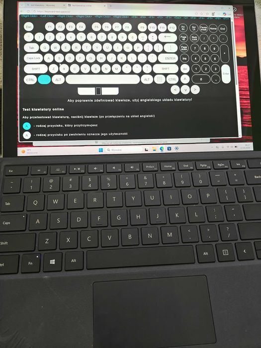 Surface Pro 7+ 1960 i5-1135G7 16GB RAM 256GB SSD