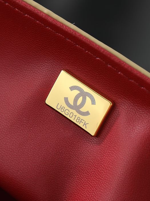 Жіноча сумка на ланцюжку Chanel 5294