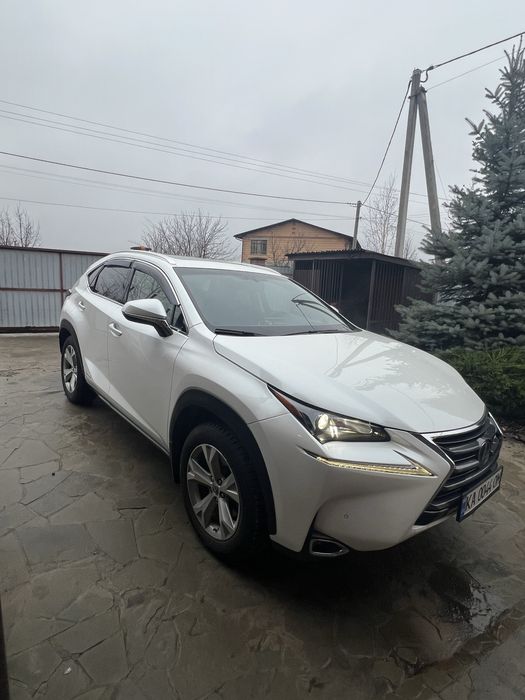 Lexus NX 300h 2016