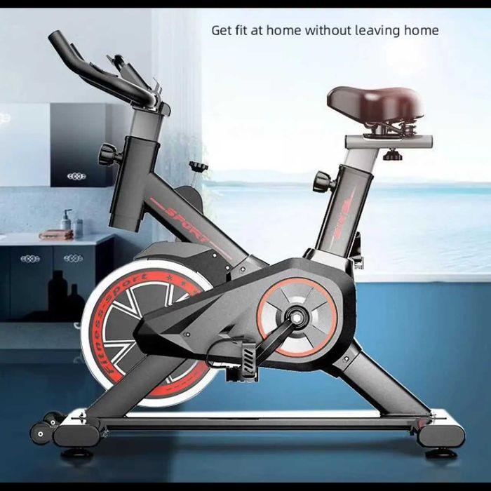D48-Bicicleta estática indoor, volante 10 kg, ajustável, max 150 kg