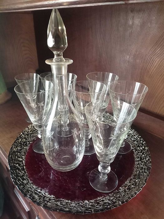 Conjunto de decantador com tampa e copos em meio cristal