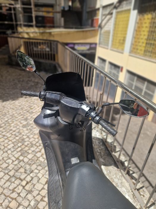 Vendo mota loncin storm 125