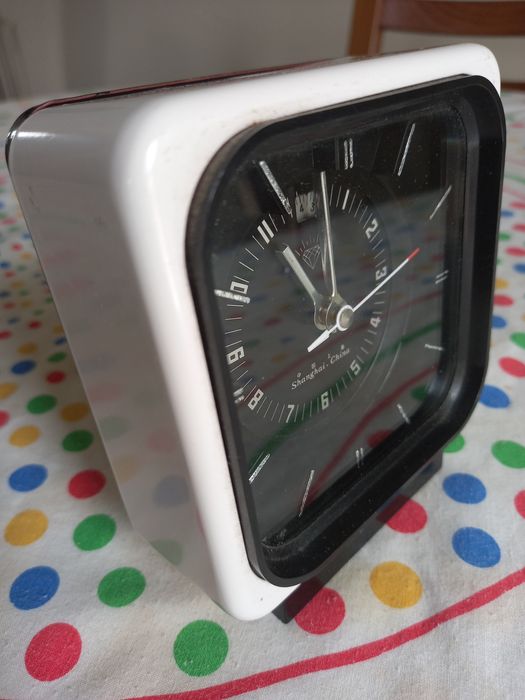 Relógio despertador