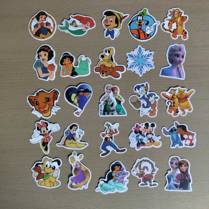 100 Stickers Autocolantes Disney Rei Leão, Minnie, Frozen