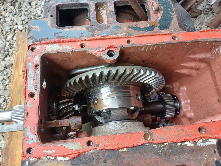 Tylny most zetor ursus c360 zwolnicami