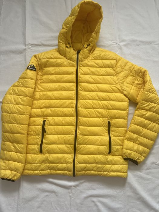 Куртка Superdry, стан новоі