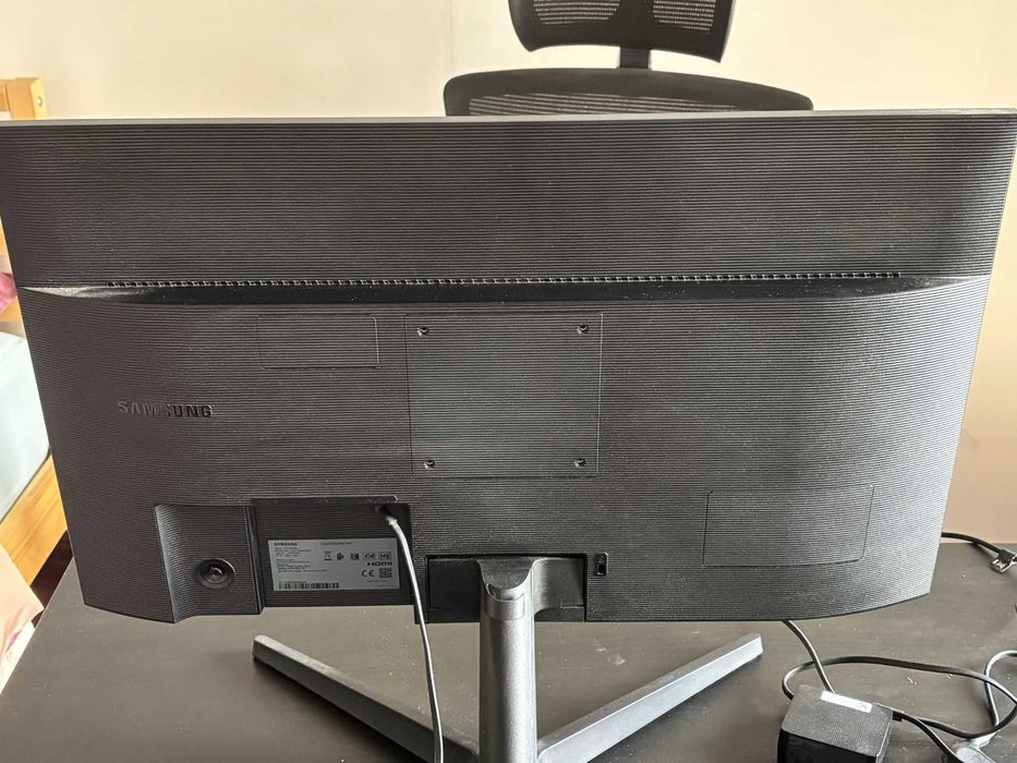 Ecra SAmsung 27" T35F LED Monitor - Novo