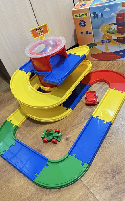 Дитячий паркінг 3 поверхи з дорогою 4 6 м Wader