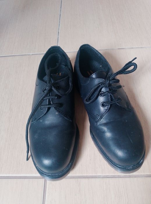 Buty  skórzane niskie