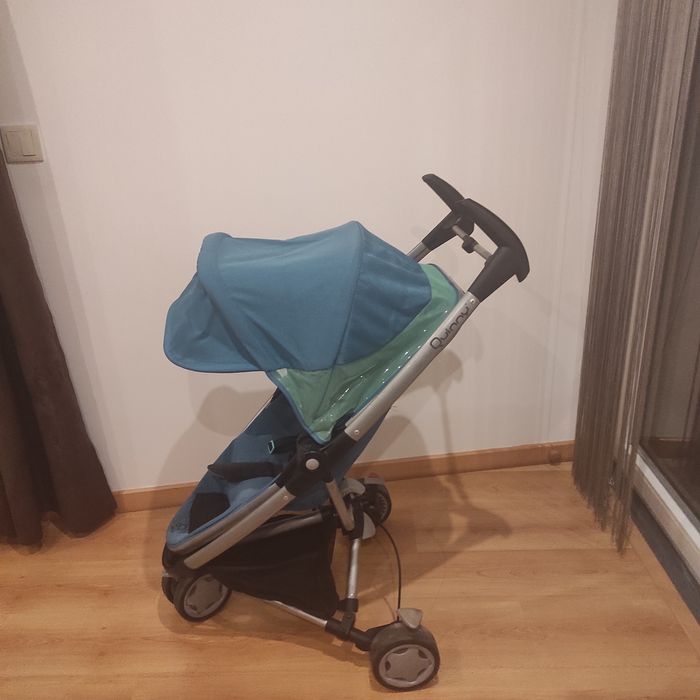 Carrinho de bebê Quinny
