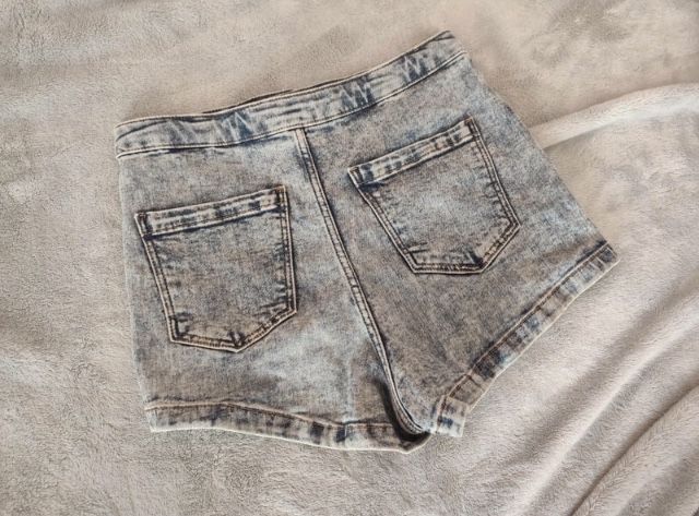 Spodenki dżinsowe S Topshop