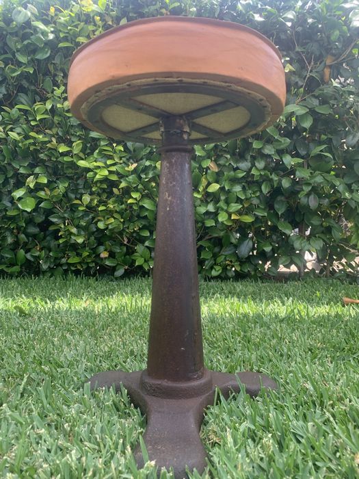 Banco vintage metálico