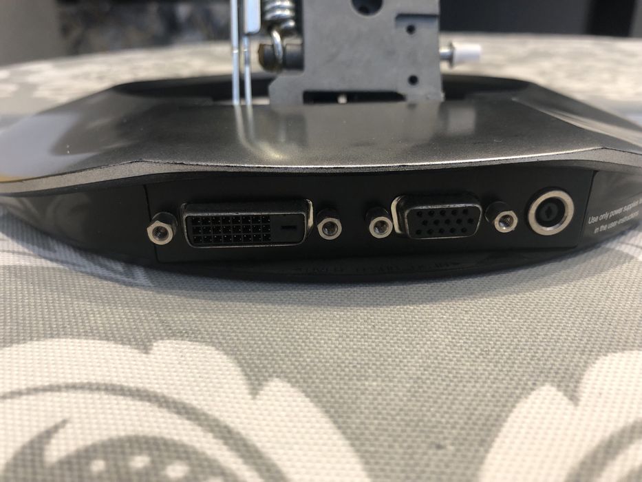 Монитор LG Flatron L1970HR-BF