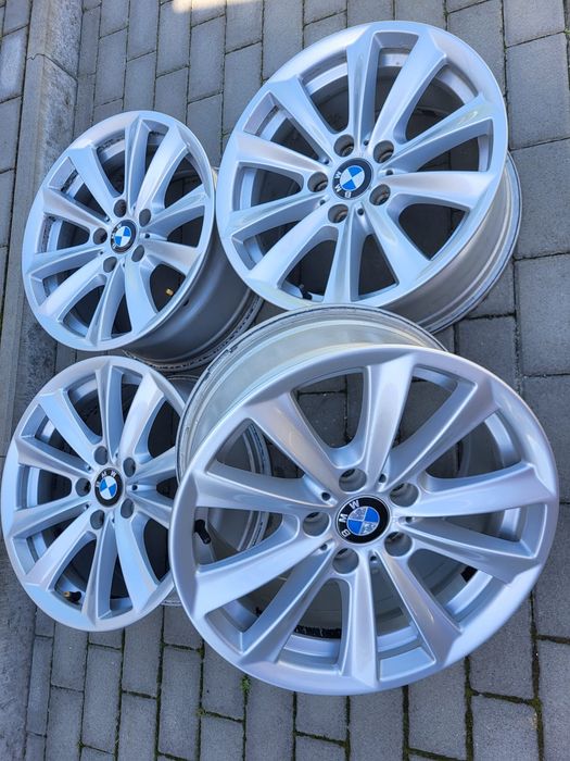 Felgi 8Jx17 5x120 ET30 BMW F10 F11 F30 X1 E60 E90 F20 X1 E84 X3 F25 X5
