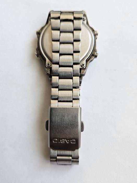 Часы Casio W-94H