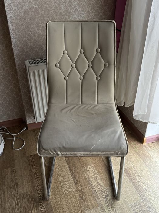 Продам стулья кухоные