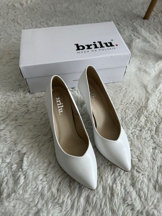 Buty ślubne brilu