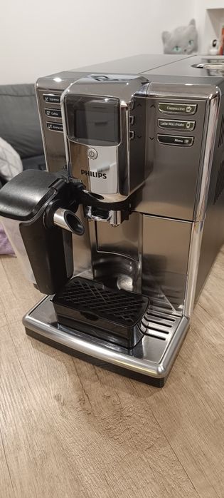Ekspres do kawy Philips Latte Go 5435/10