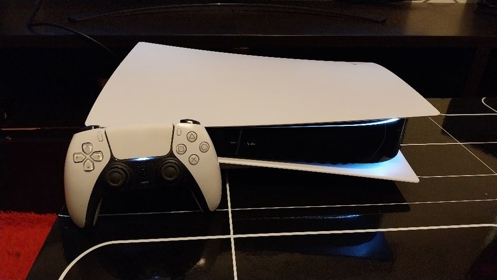 Playstation 5 Standard igual a nova - PS5