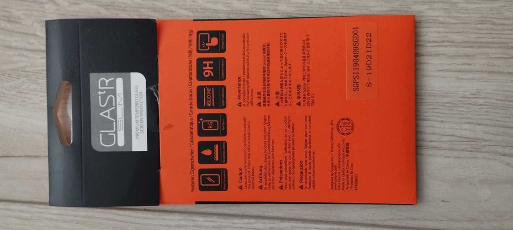 Szkło hartowane Spigen do HUAWEI P smart 2019 czarny