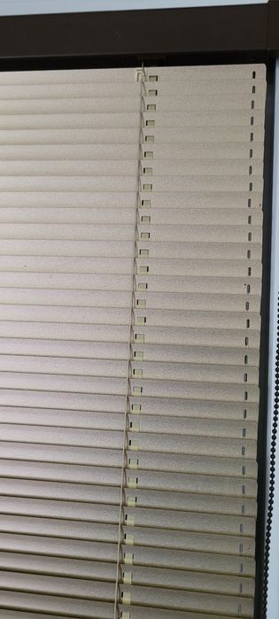 Żaluzje poziome aluminiowe 16mm złoty metalik nowe szer 51 wys 118