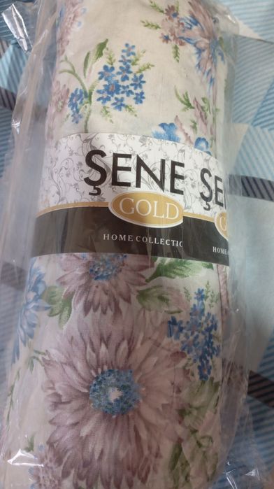 Наматрасник простирадло на резинці простинь на резинке