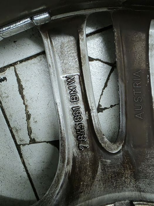 Jantes BMW 18" Pack M com Pneus 225.45.18 + 255.40.18