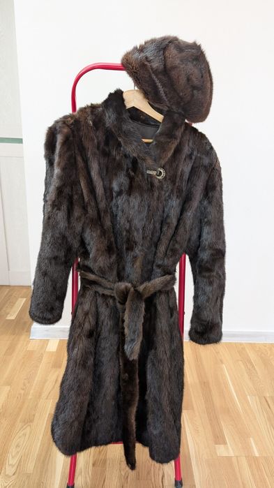 Шуба з хутра норки