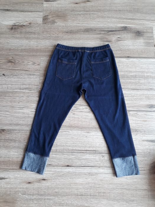 Materiałowe spodnie 3/4 rybaczki legginsy szorty rozmiar S/M Marilyn
