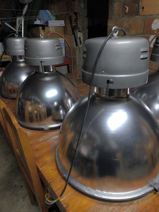 Vendo focos industrias