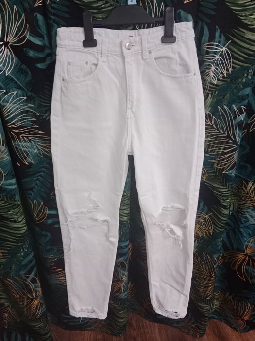 Białe spodnie mom fit 34