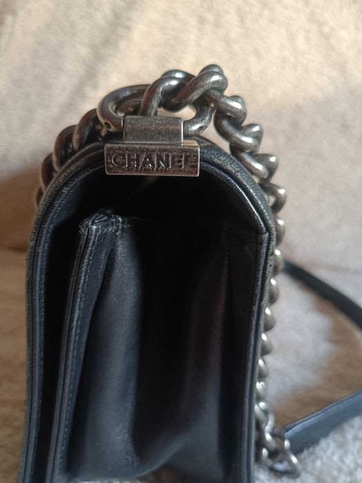 Chanel boy bag black