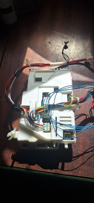 Toda parte eléctrica máquina lavar roupa Zanussi 10kg