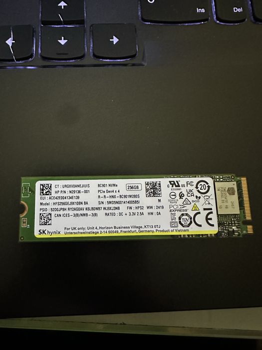 SSD накопитель на ноут