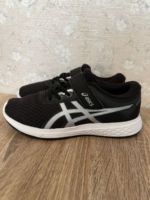 Кросівки сітка на липучках унісекс