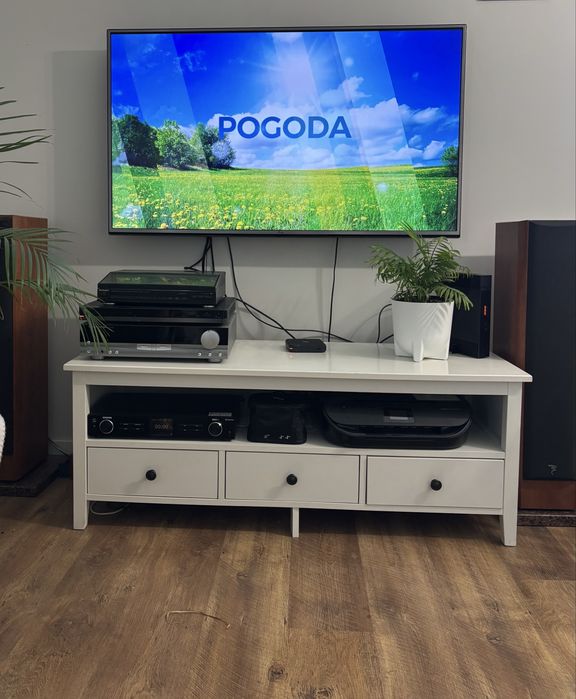 Szafka pod telewizor