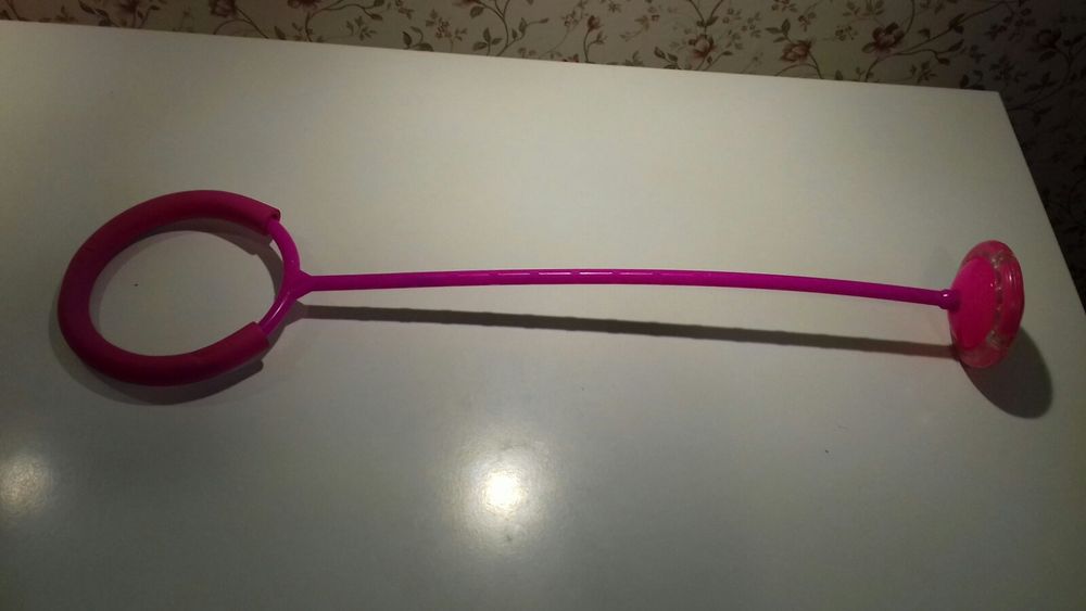 Скакалка на одну ногу.