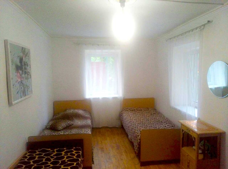 Сдам в частном доме, район 16 ст.Большого Фонтана, пляж Золотой Берег
