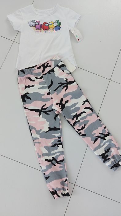 Komplety bluzka ze spodniami w cenie hutowej 55zł